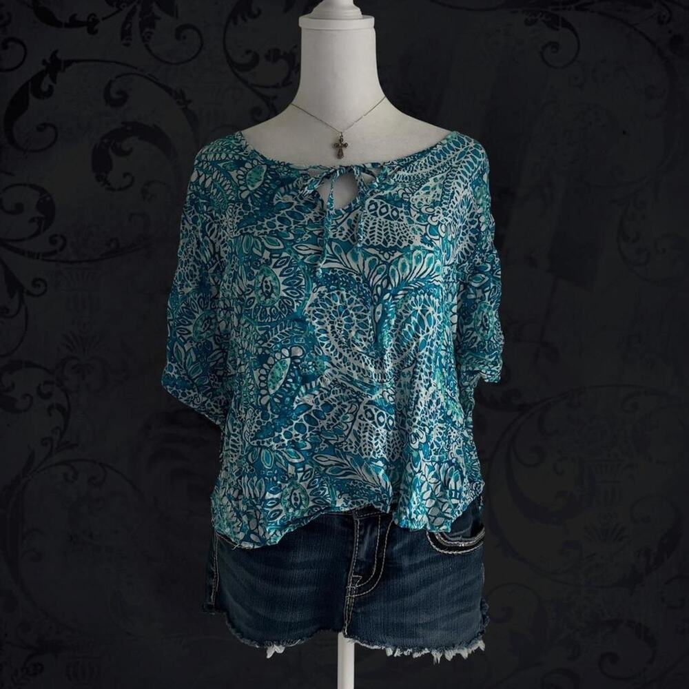 paisley floral medallion print aqua blue fairy boho grunge petite fit blouse